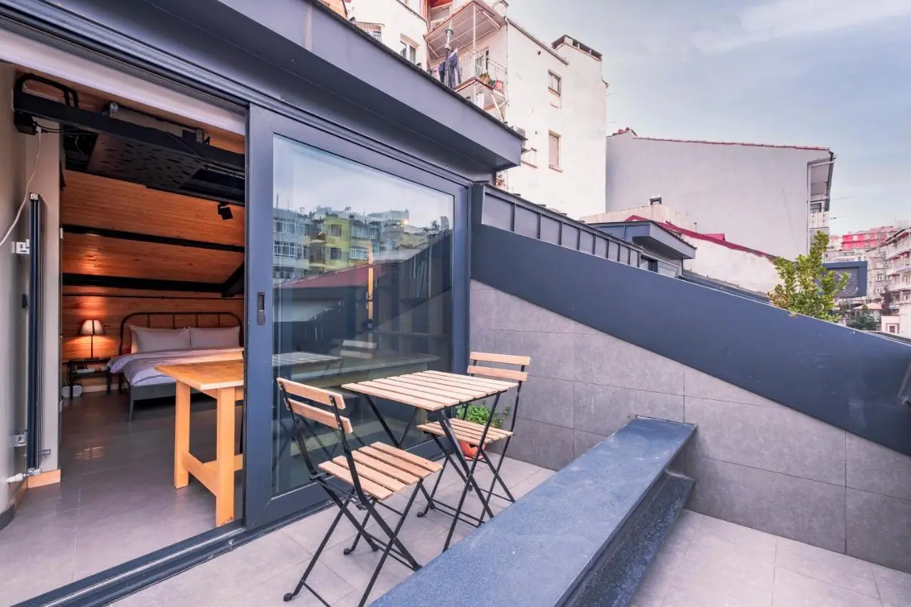 Homie Suites - ''Loft 27'' Urban Comfort Suites in the Heart of Cihangir