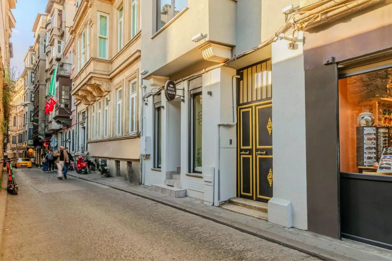 ROYAL TAKSIM SUITES