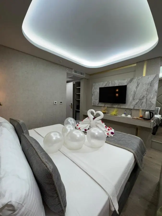 Elysia Plus Hotel