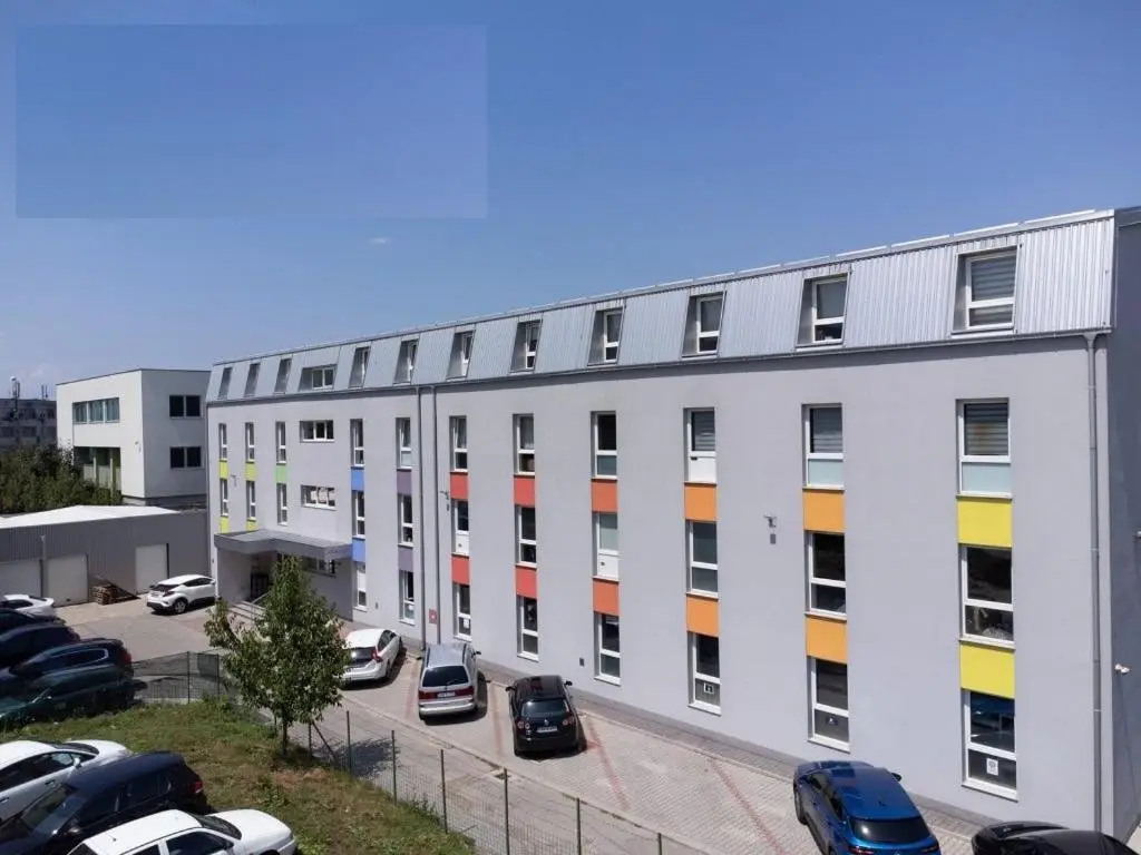 Orange Business Centar Apartments