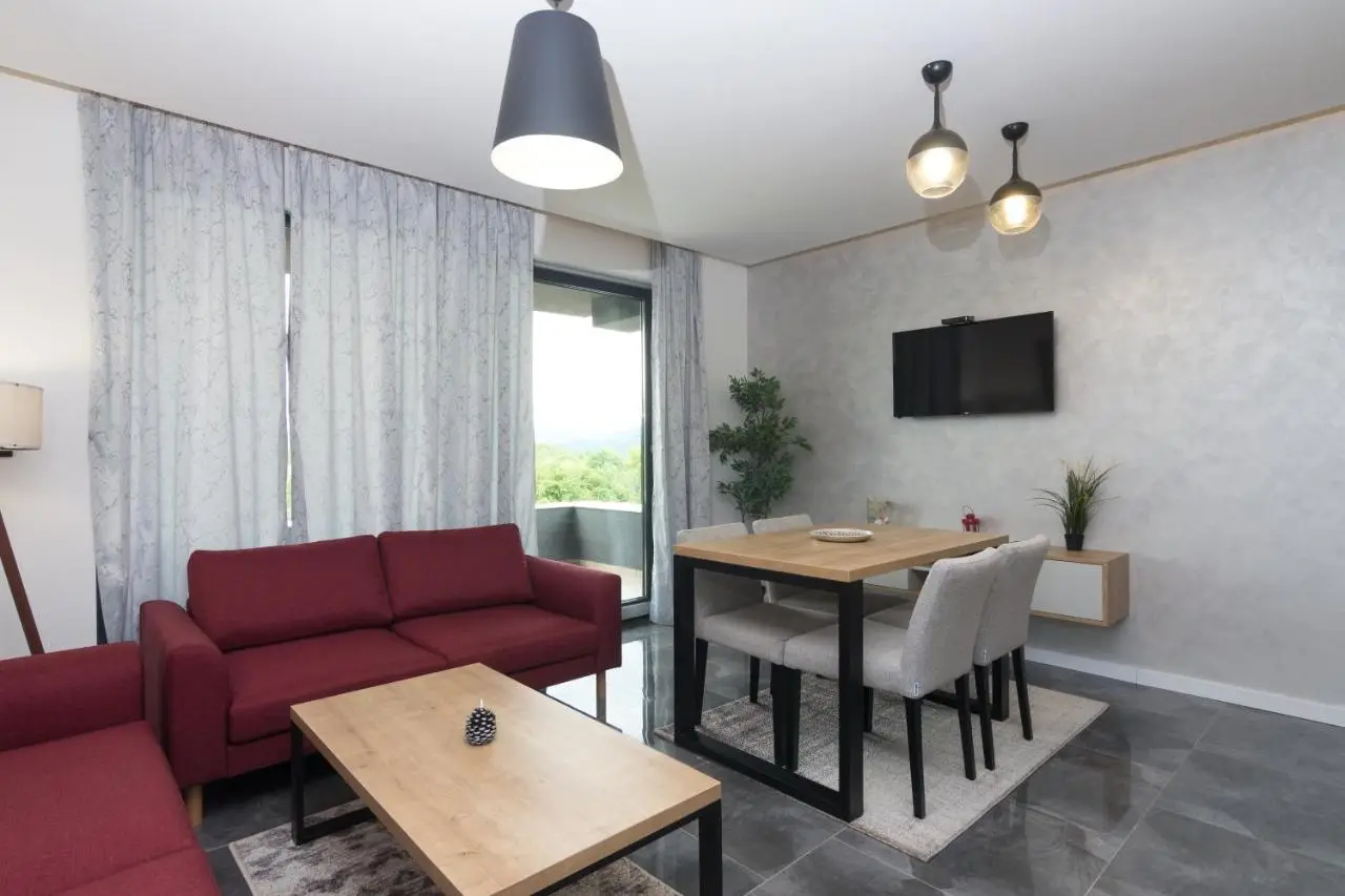 Deluxe Feliciano Apartments