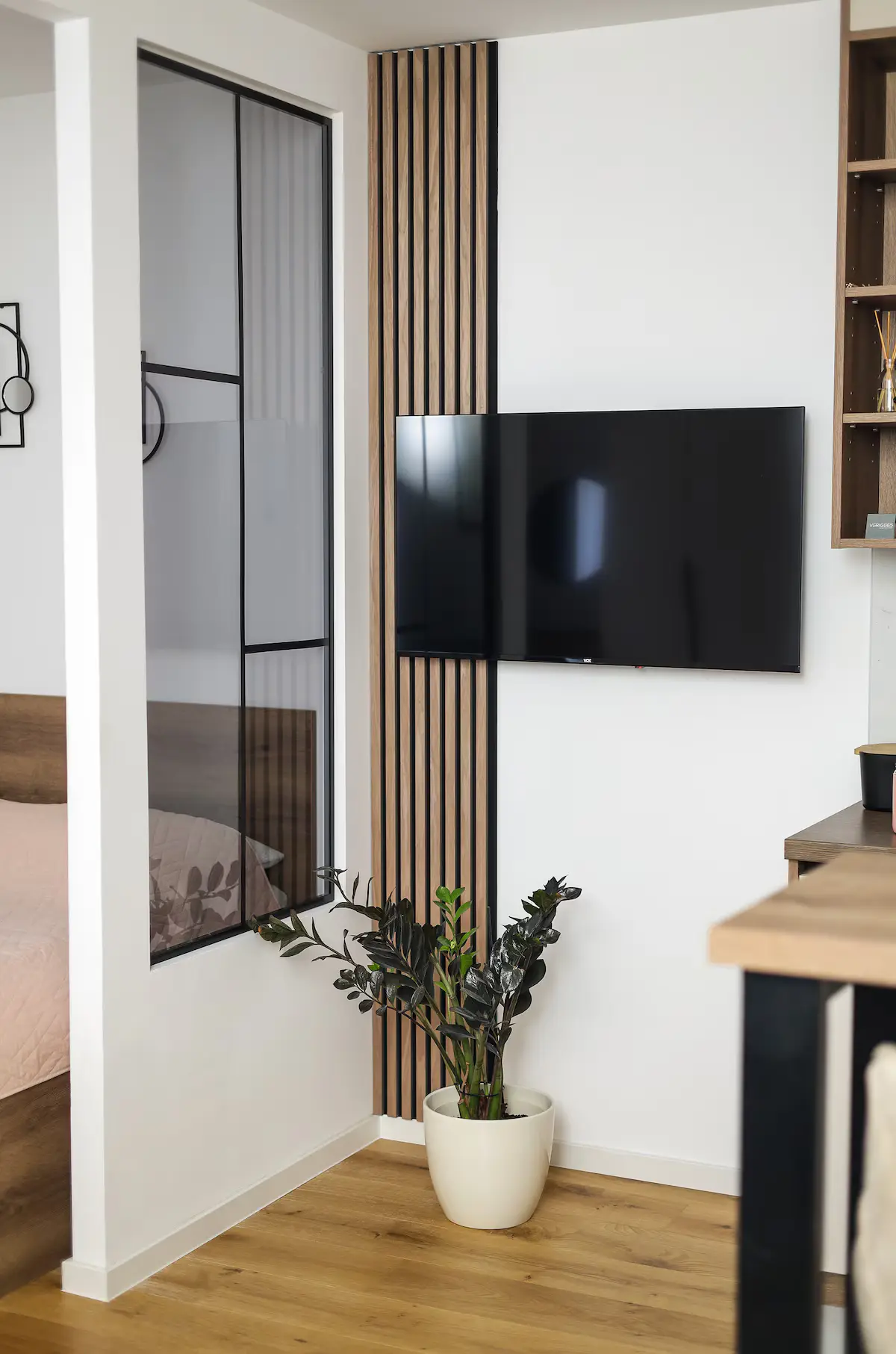Stylish Apartment + Garage/Near Airport & Sarajevo