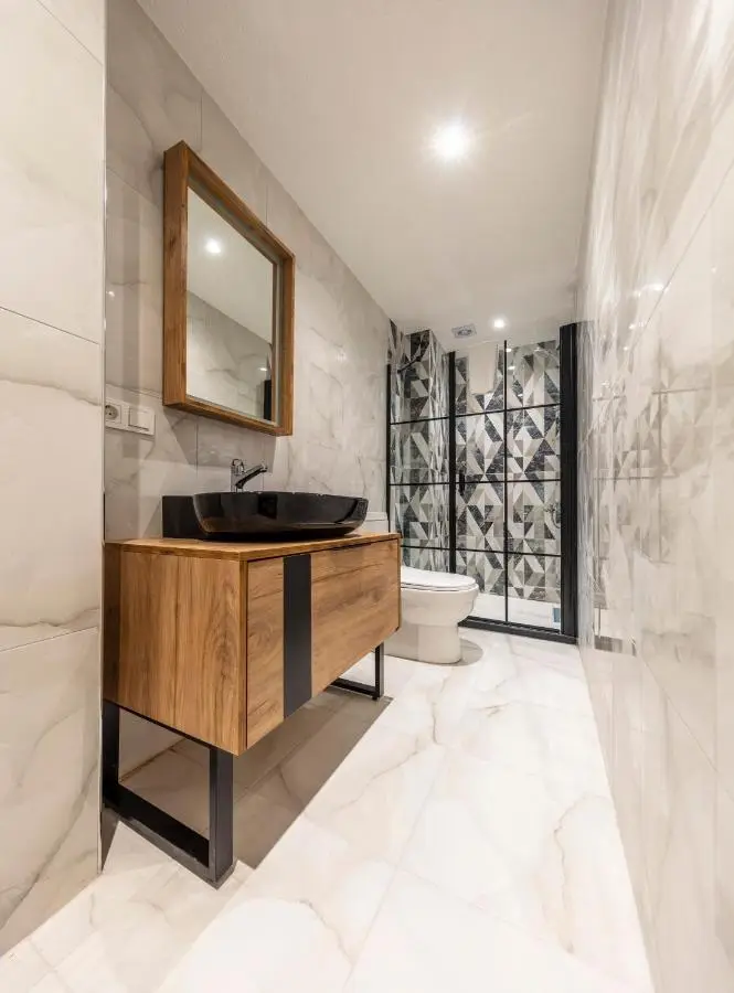 Hexa Suites Hotel