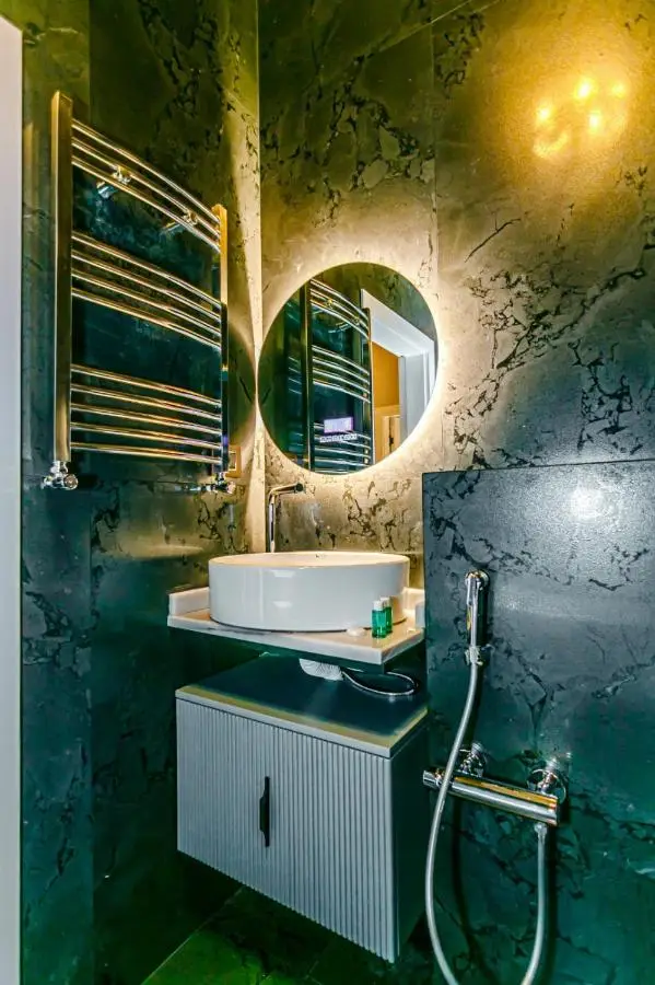 LUXURY K NightsBridge Residance White City
