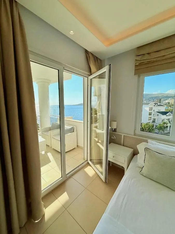 Limani Deluxe Apartments