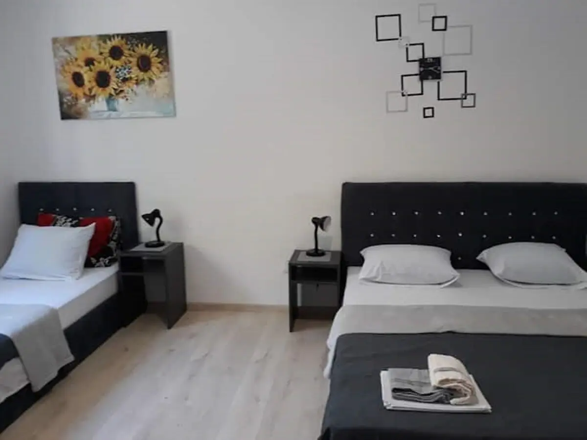 Naar 1 - cozy APT+ FREE PARKING