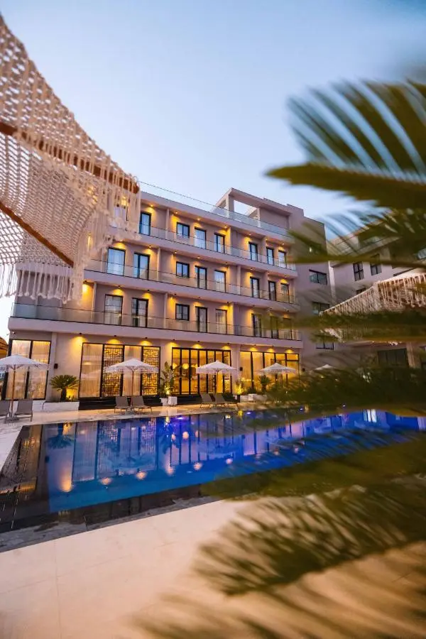 Tris3 Hotel