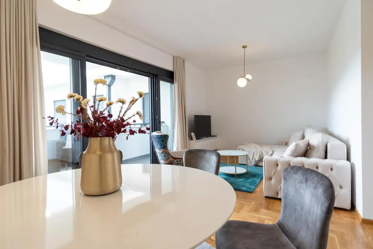 INSTA Premium Apartment