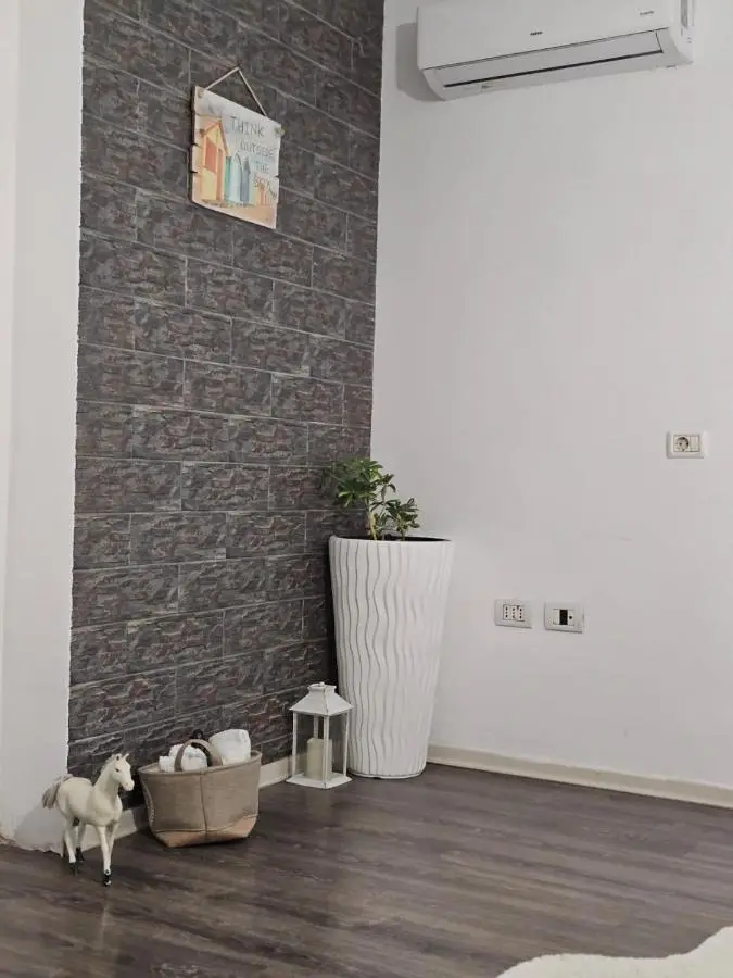 MAin Apartment