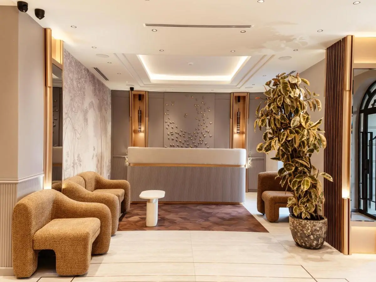 Meridian Luxury Boutique Hotel