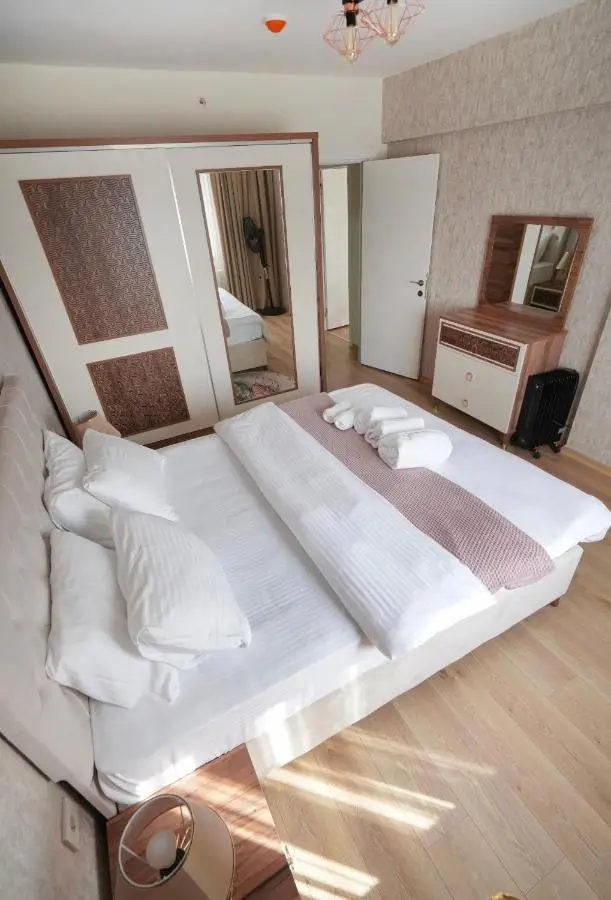 King Suite BH37