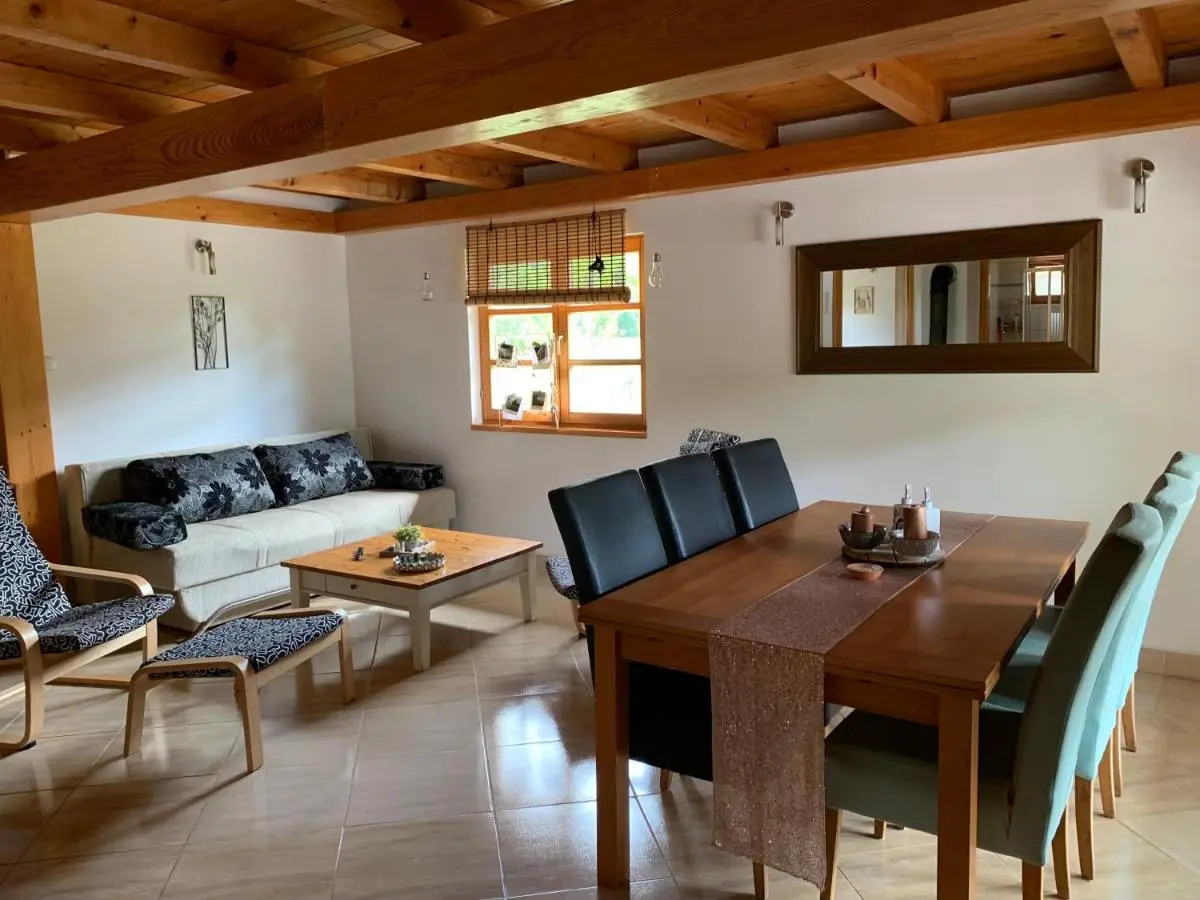 Unna-E Luxury House