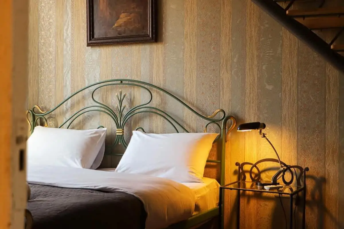 1-BR Apt in Central Tbilisi by Wehost