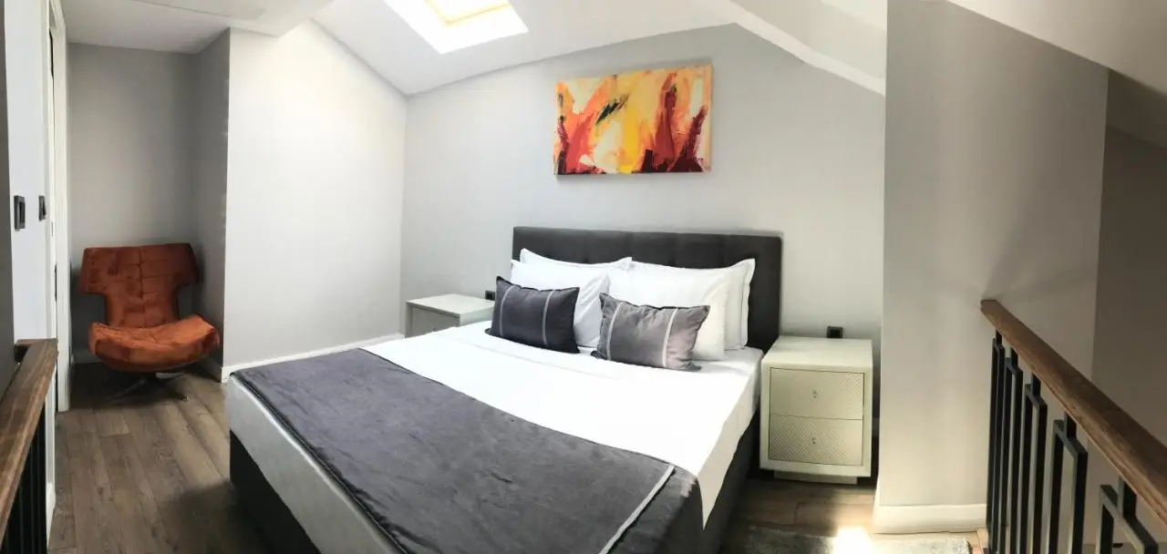 Myway Deluxe Hotel