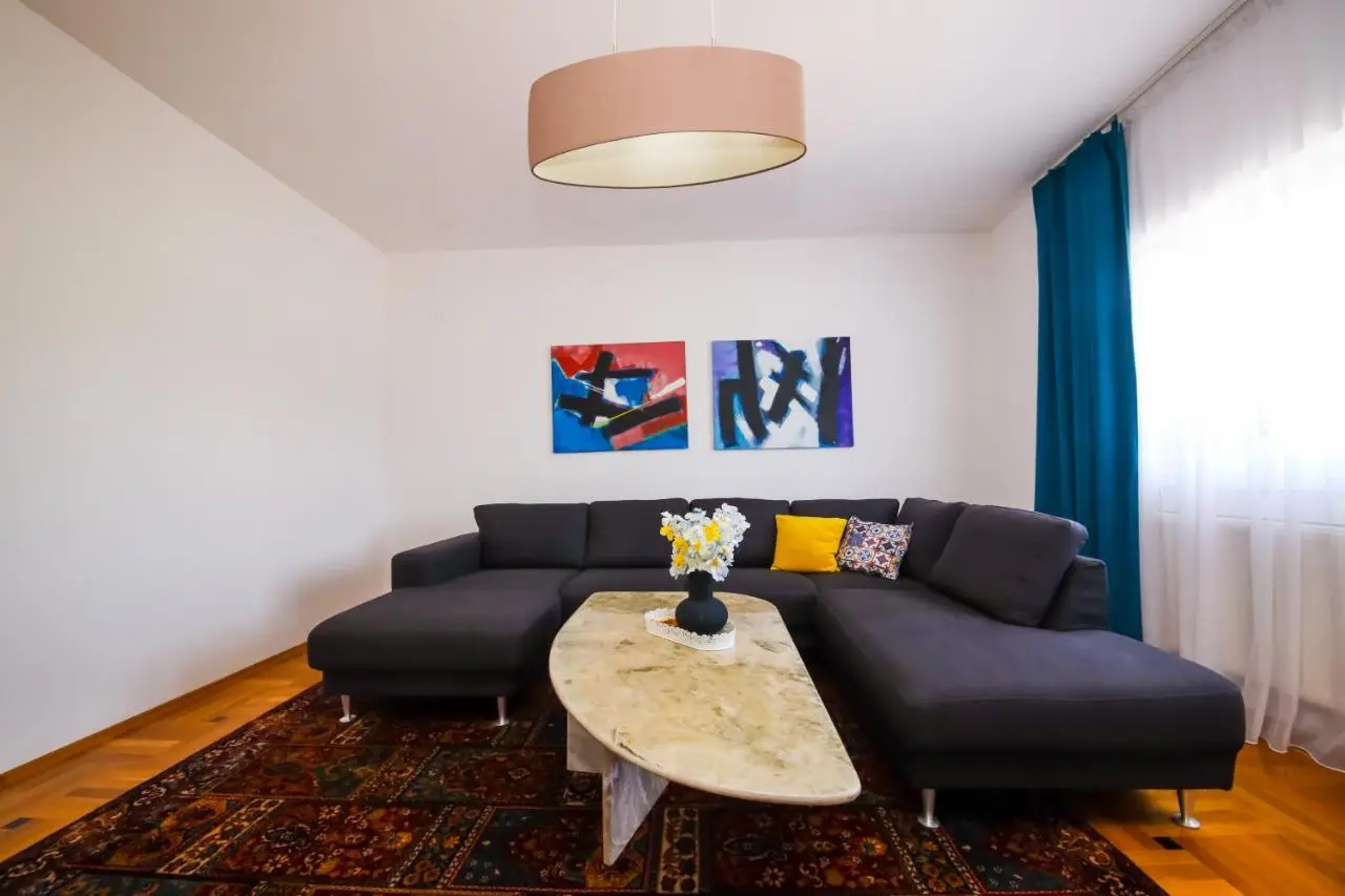 Khalilah Apartment 3