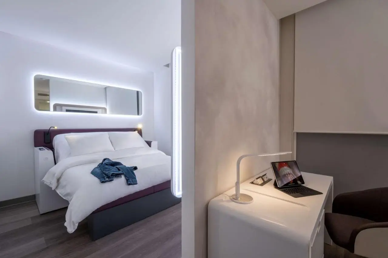 YOTELAIR Istanbul Airport, Duty free - International Transit area