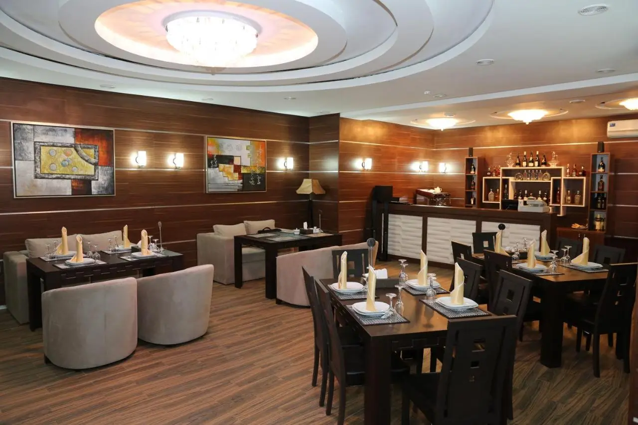 Luxe Lankaran Hotel