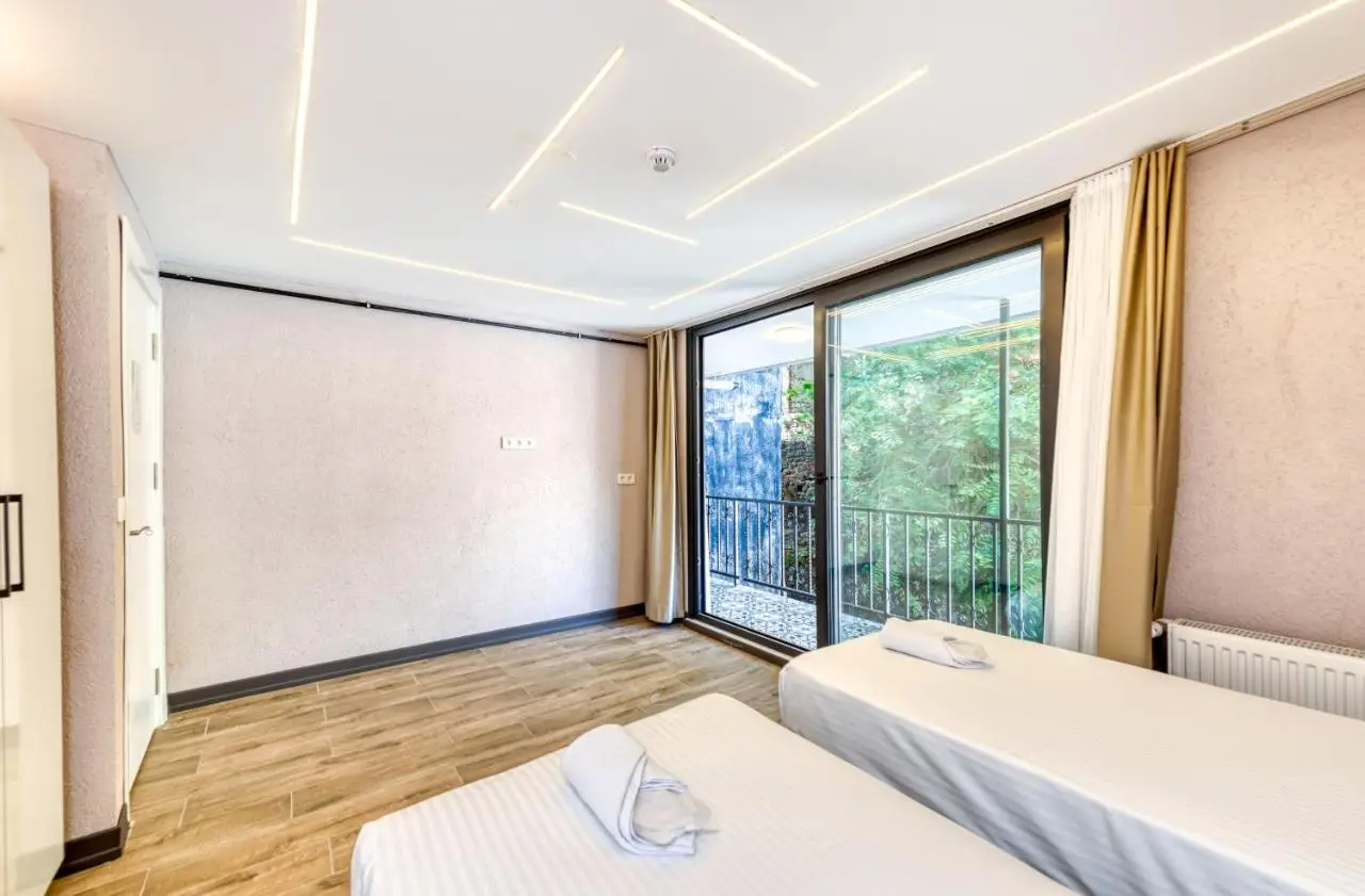 Port Apart Hotel