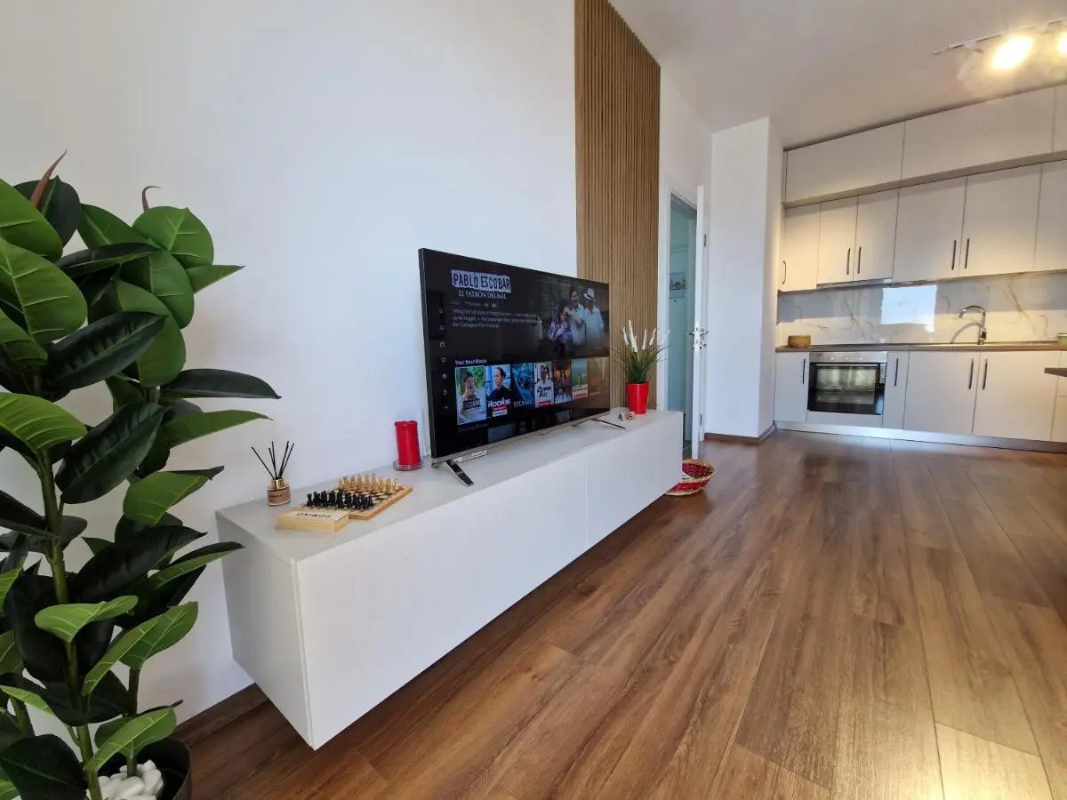 Red & White Palace Apartment