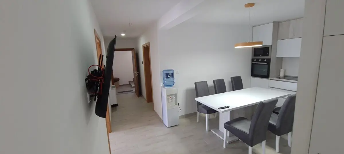 Apartment, 4BDR, shared pool