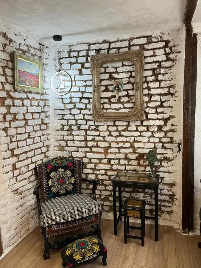 Cozy Vintage Brick Apartment