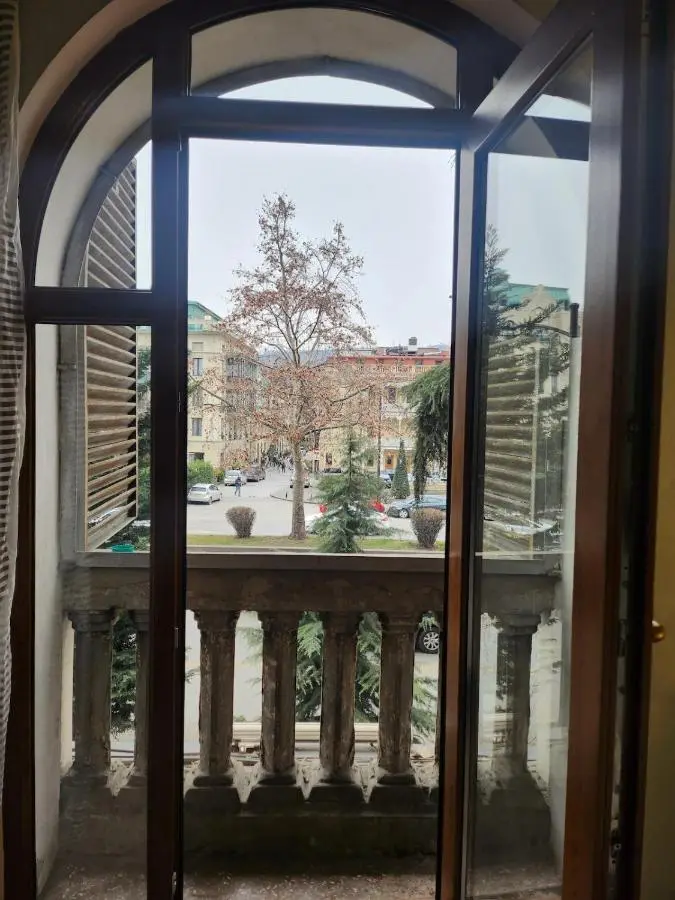 75 sqm Old Tbilisi Daily&Monthly 1-BD Apt