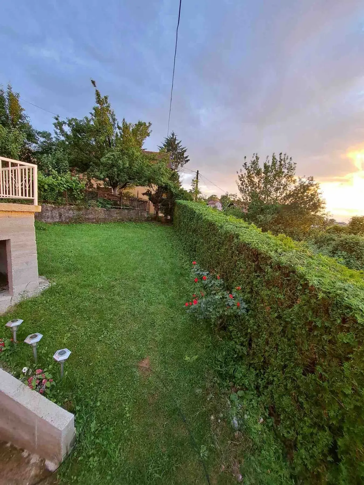 House with THE BEST View+Garage