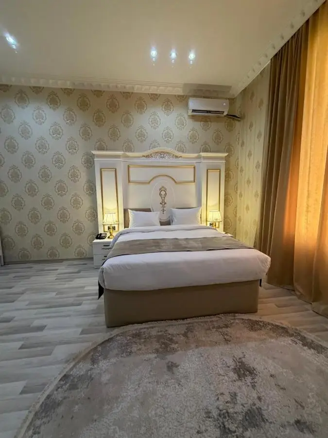 Nizami White Hotel City