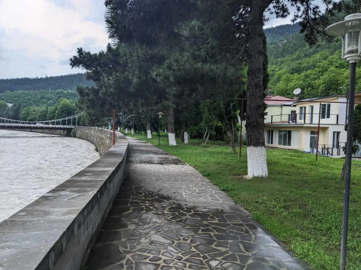 Riverside Borjomi