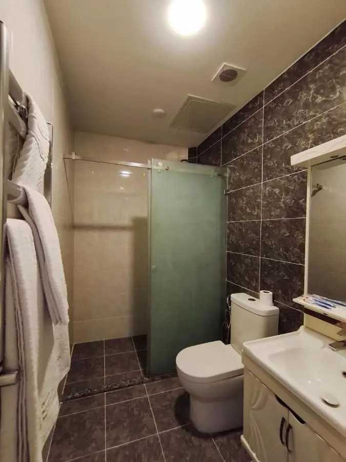 Nizami White Hotel City