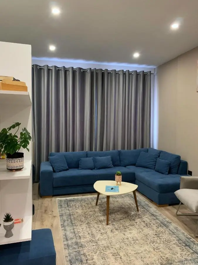 Cane Apartments