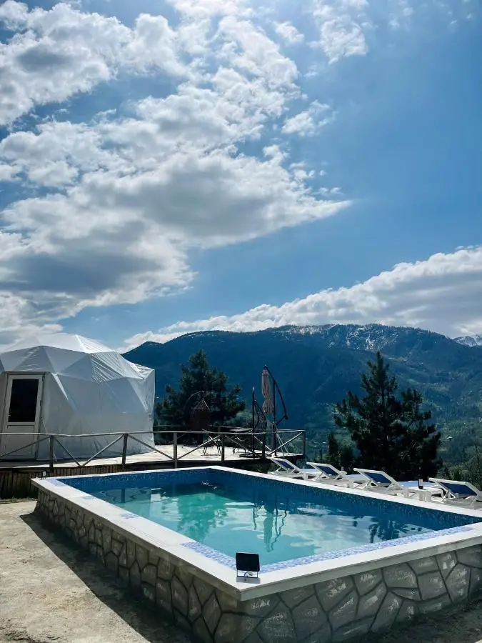 Paradise Inn