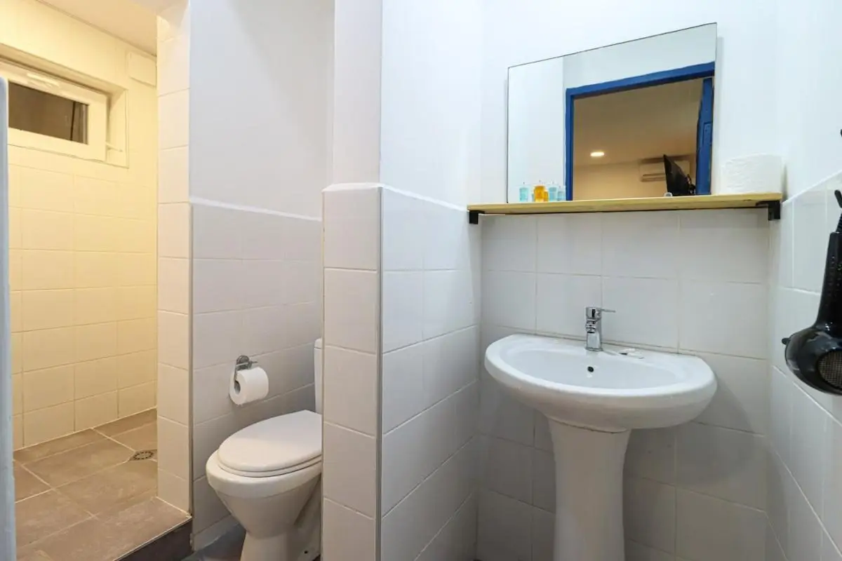 Stylish 1BR Apt in Central Tbilisi By Wehost