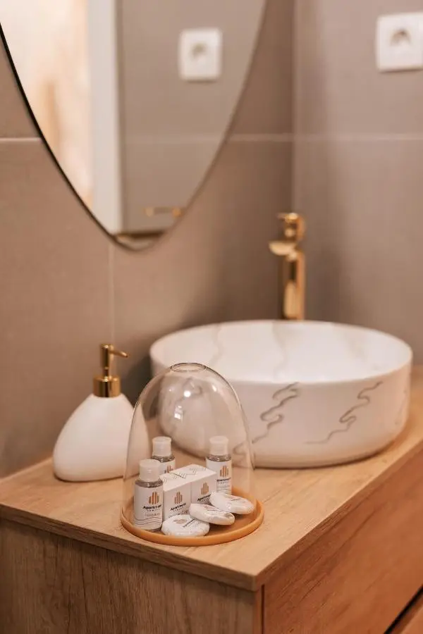 Luxury Jacuzzi Apartment