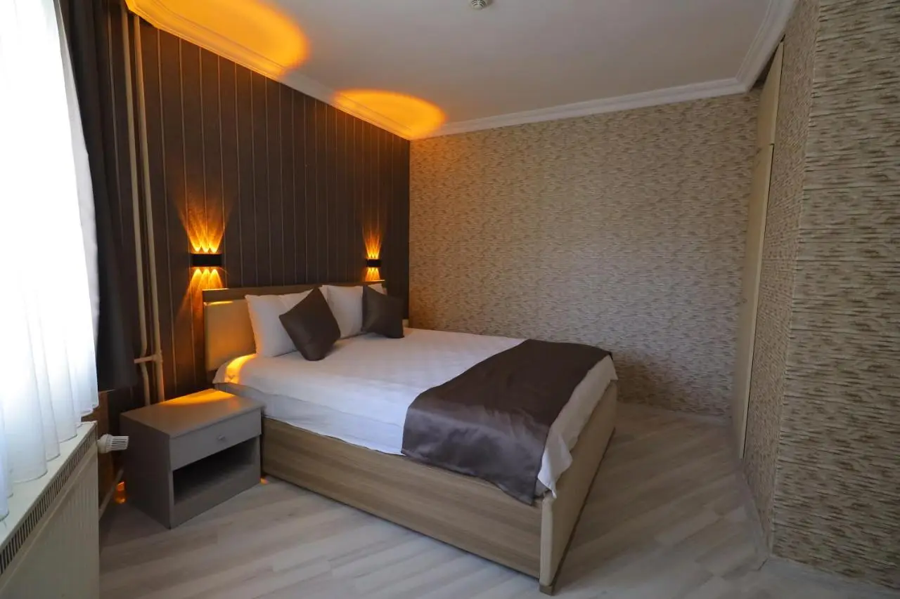 Artan Hotel