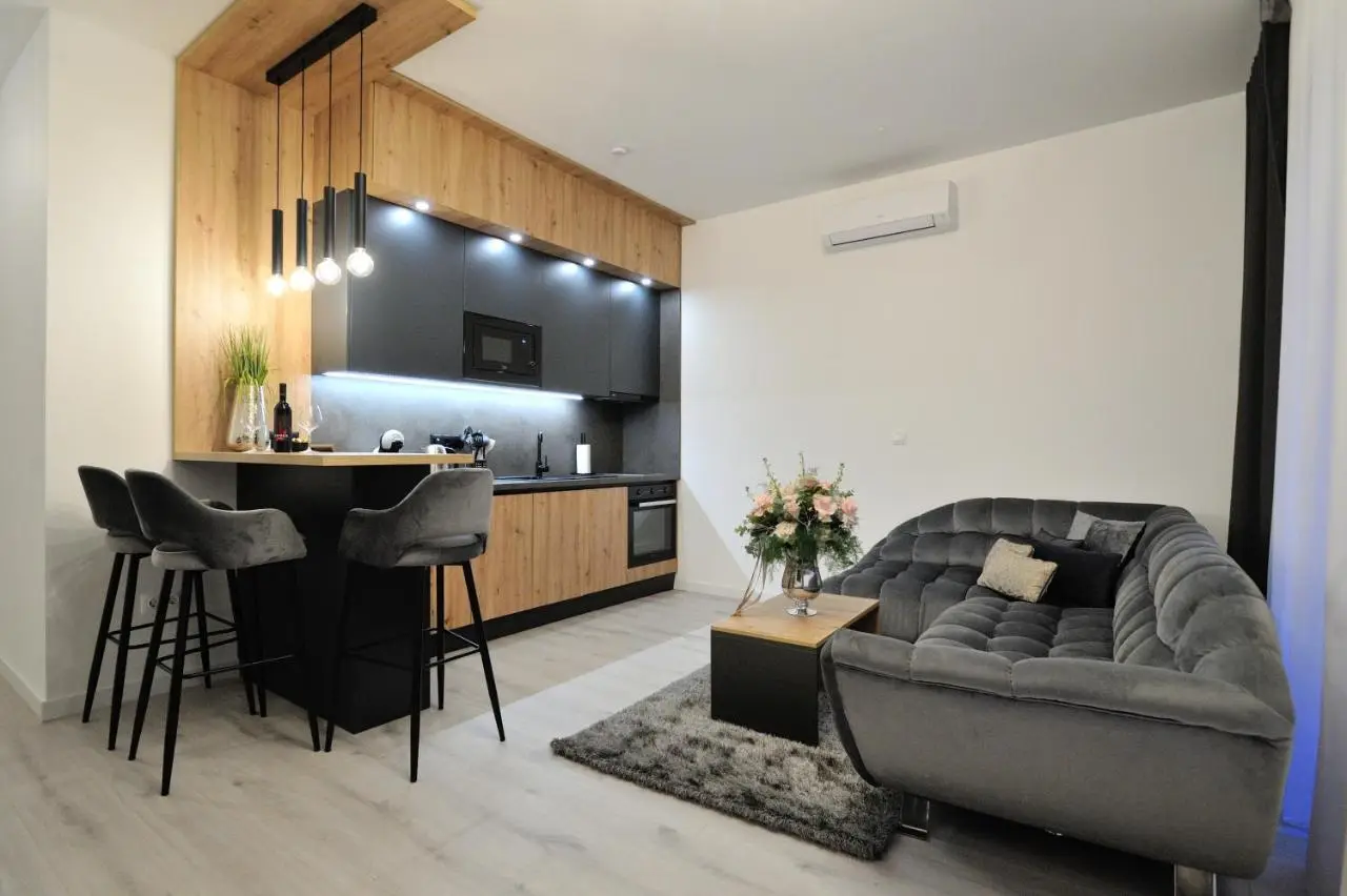 Solaris Apartments - free parking