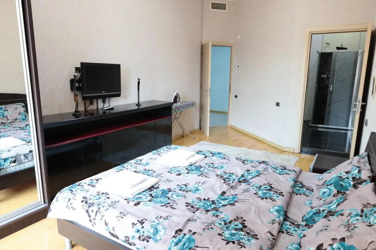 2 bathrooms apartment