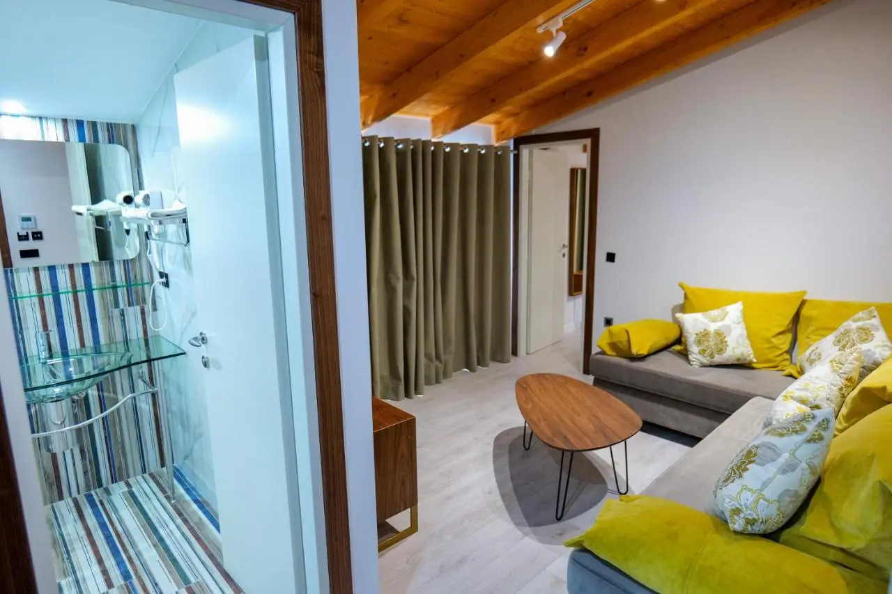 Hotel Semajo