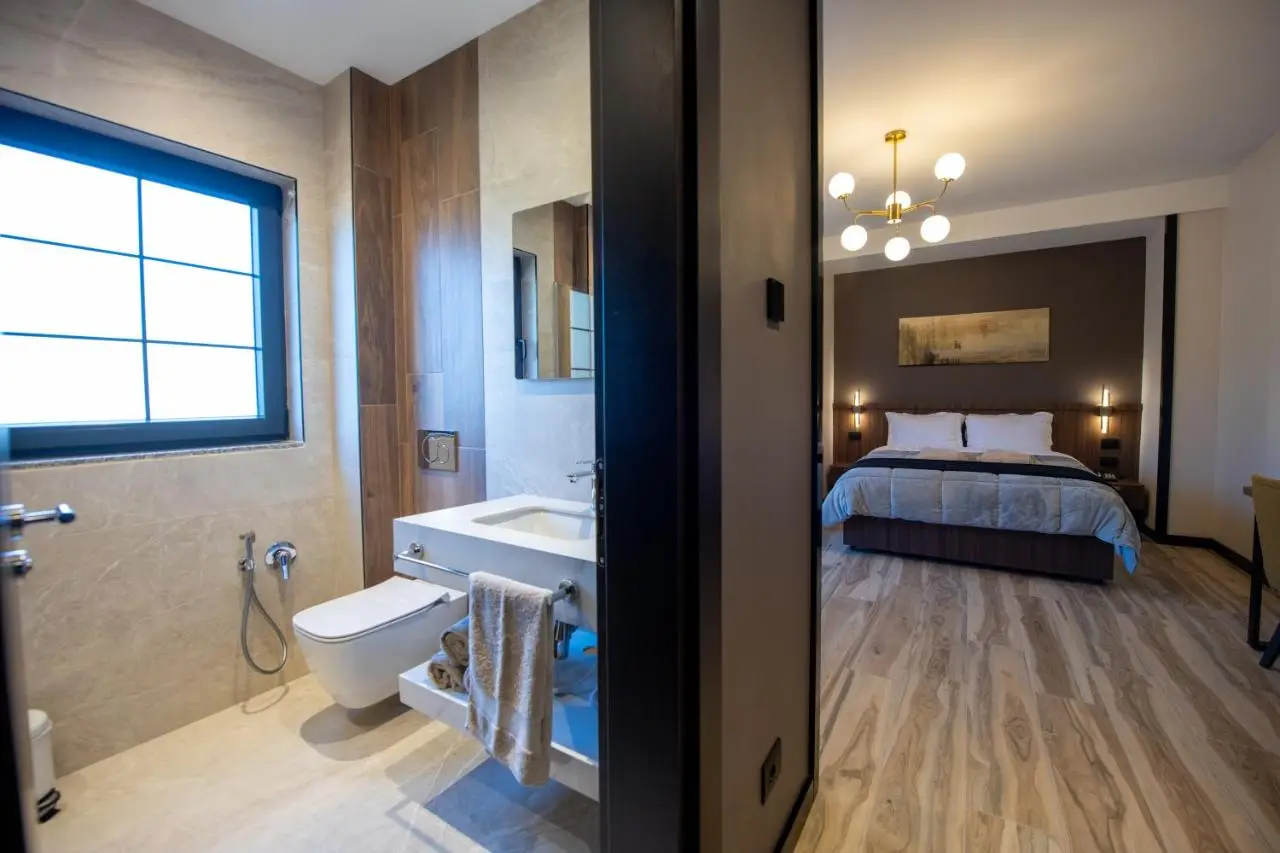 PineHill Hotel, Restaurant , Pool & Spa - RAZEM