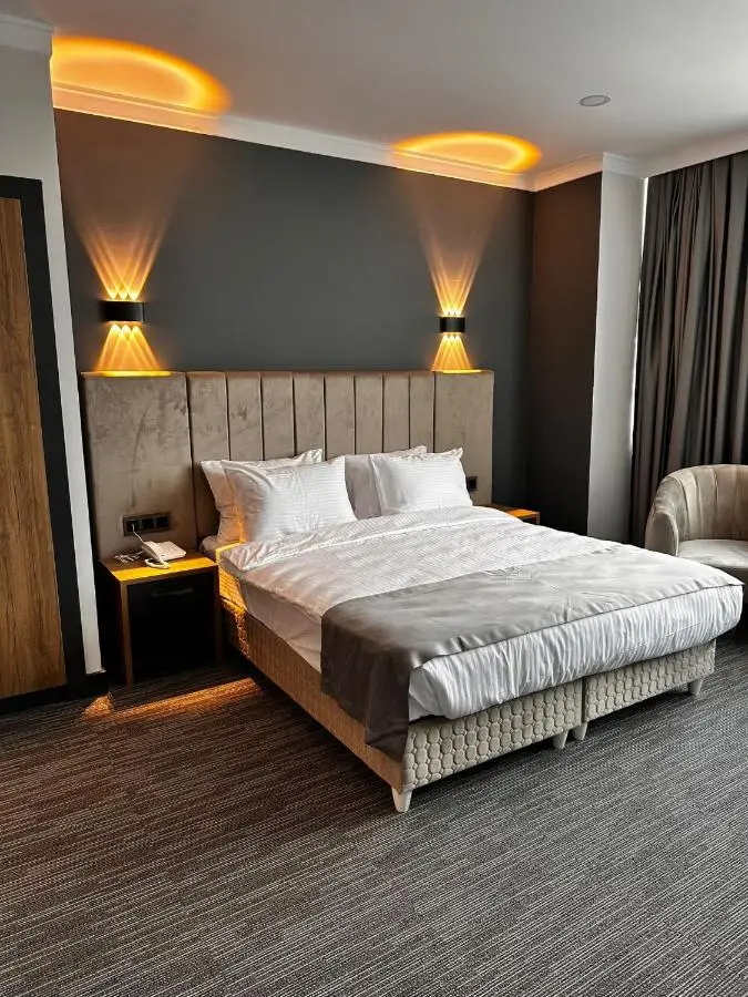 Home Plus Hotel