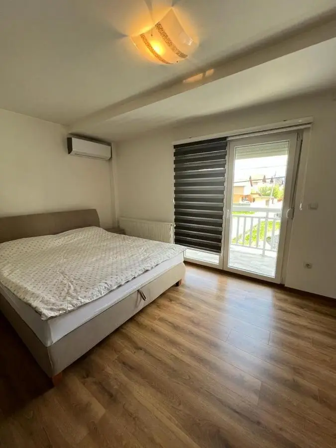 Oasis Royal Apartments
