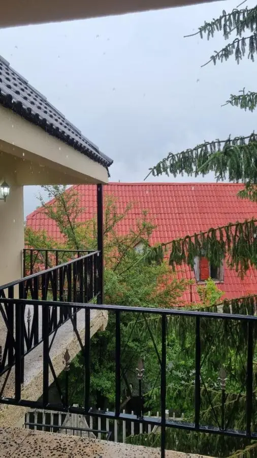 Bujtina Te Grima