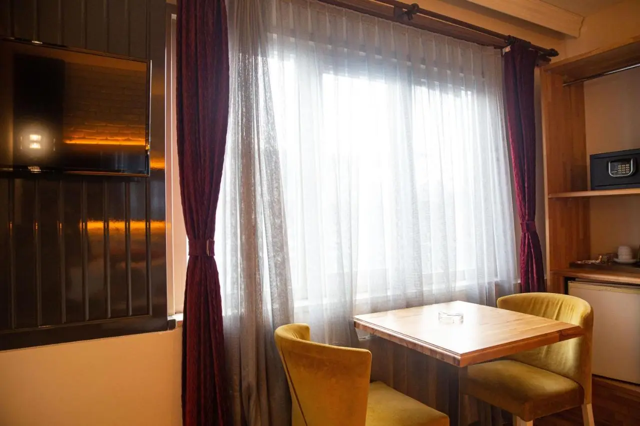 Emirtimes Hotel Kadıköy