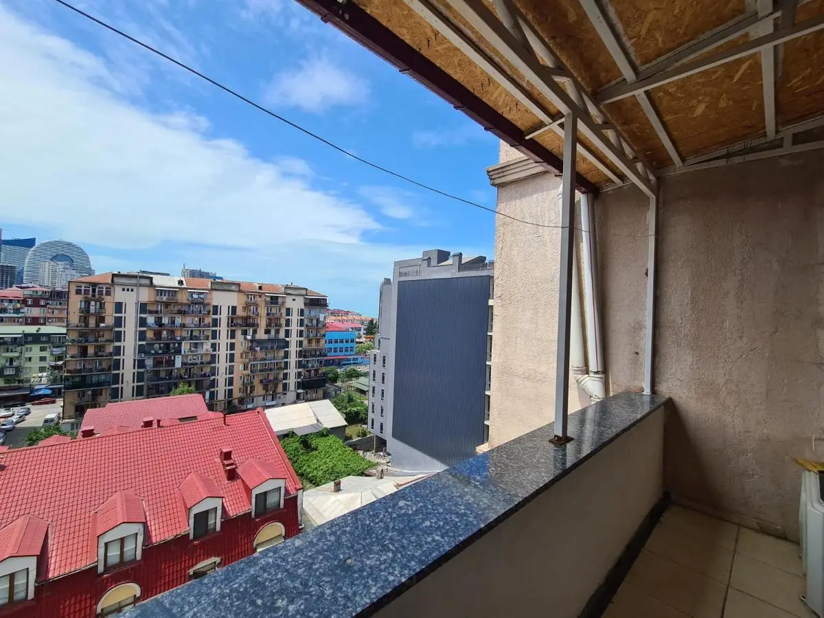 Appartment in front of Nuri lake