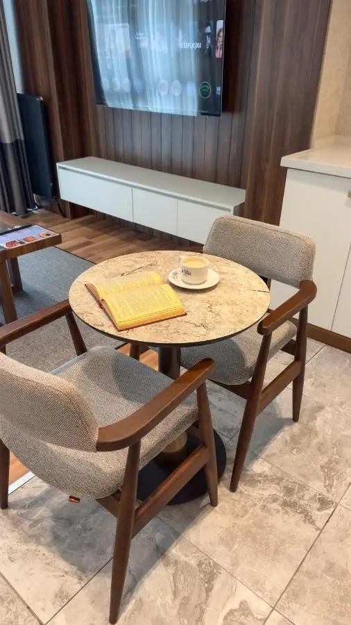 La Mia Suites