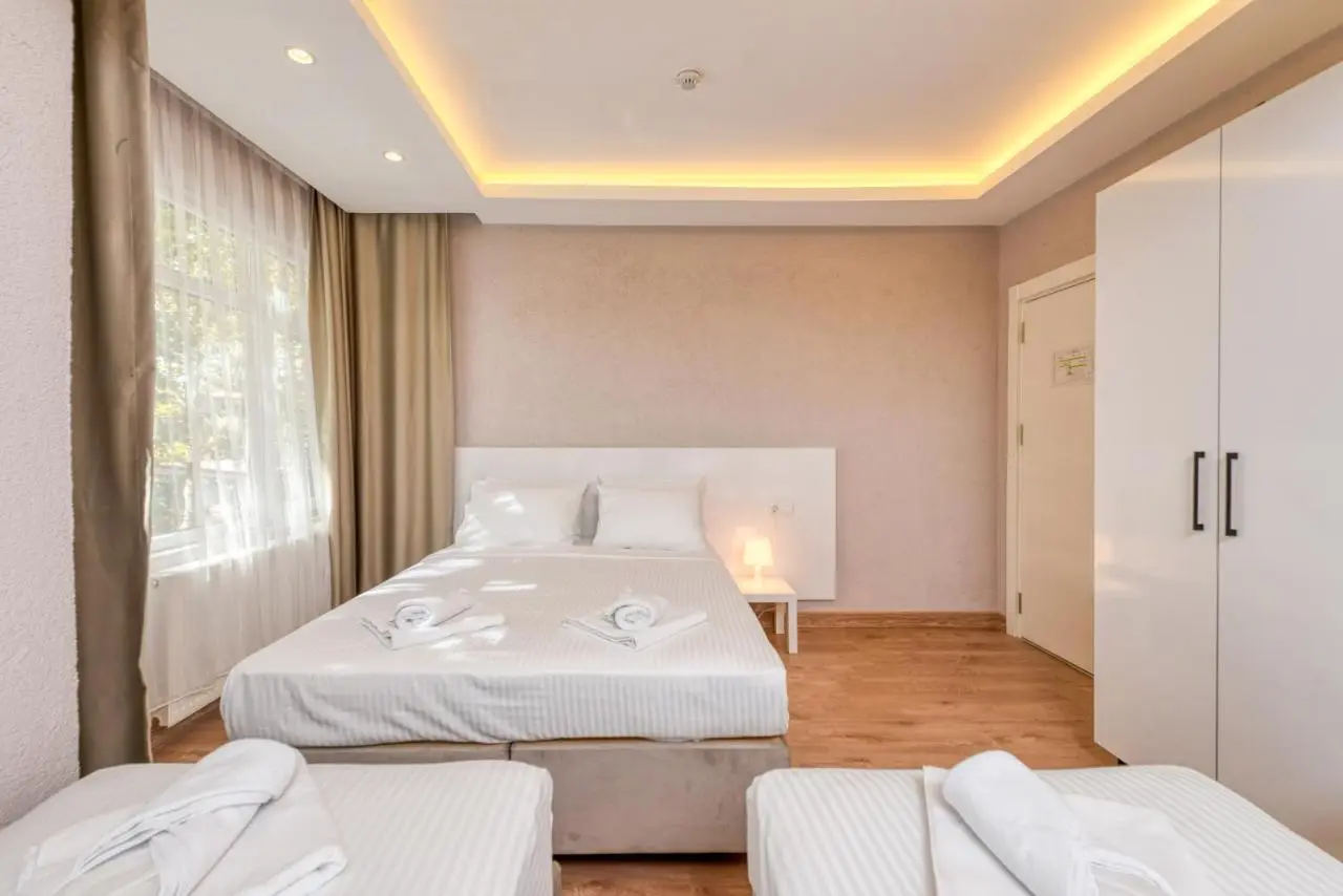 Port Apart Hotel