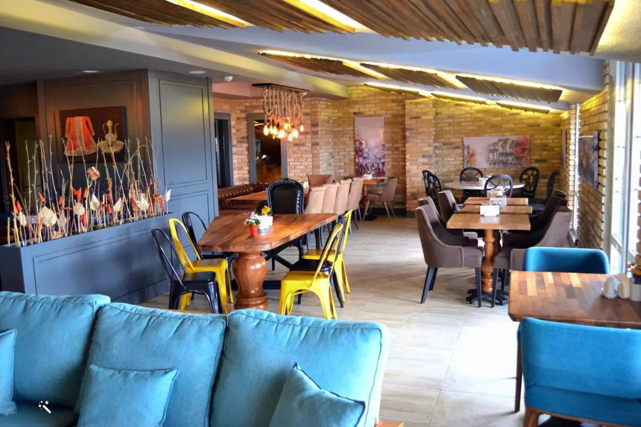 Hotel Zade
