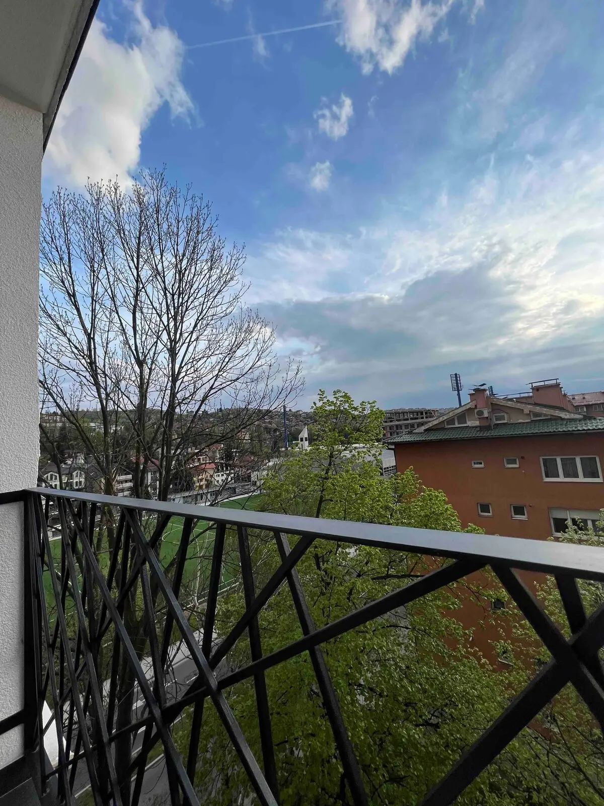 Luxury fresh renovated apartment