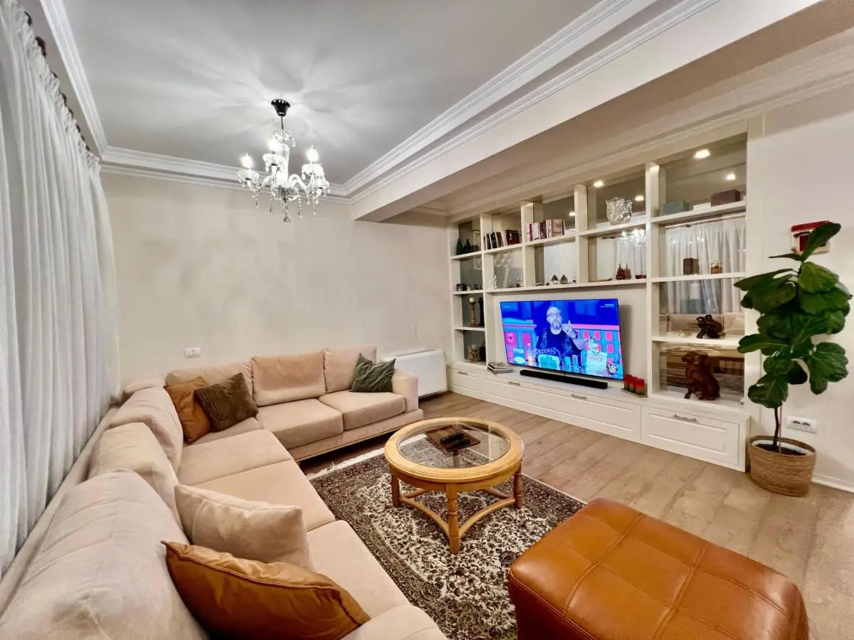 TOP House Tirana