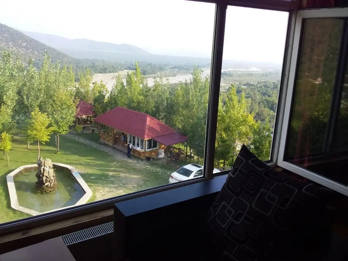 Kungut Hotel & Restaurant